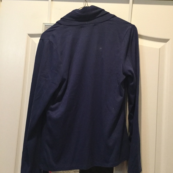 Navy blue sweater - Picture 3 of 4